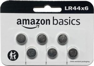 Pilas de Botón Amazon Basics LR44 Pack de 6
